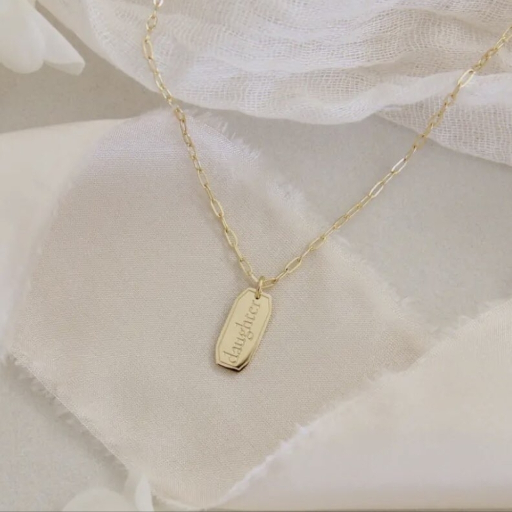 Daughter Necklace, 1 John 3:1​ - Picture 2 of 5
